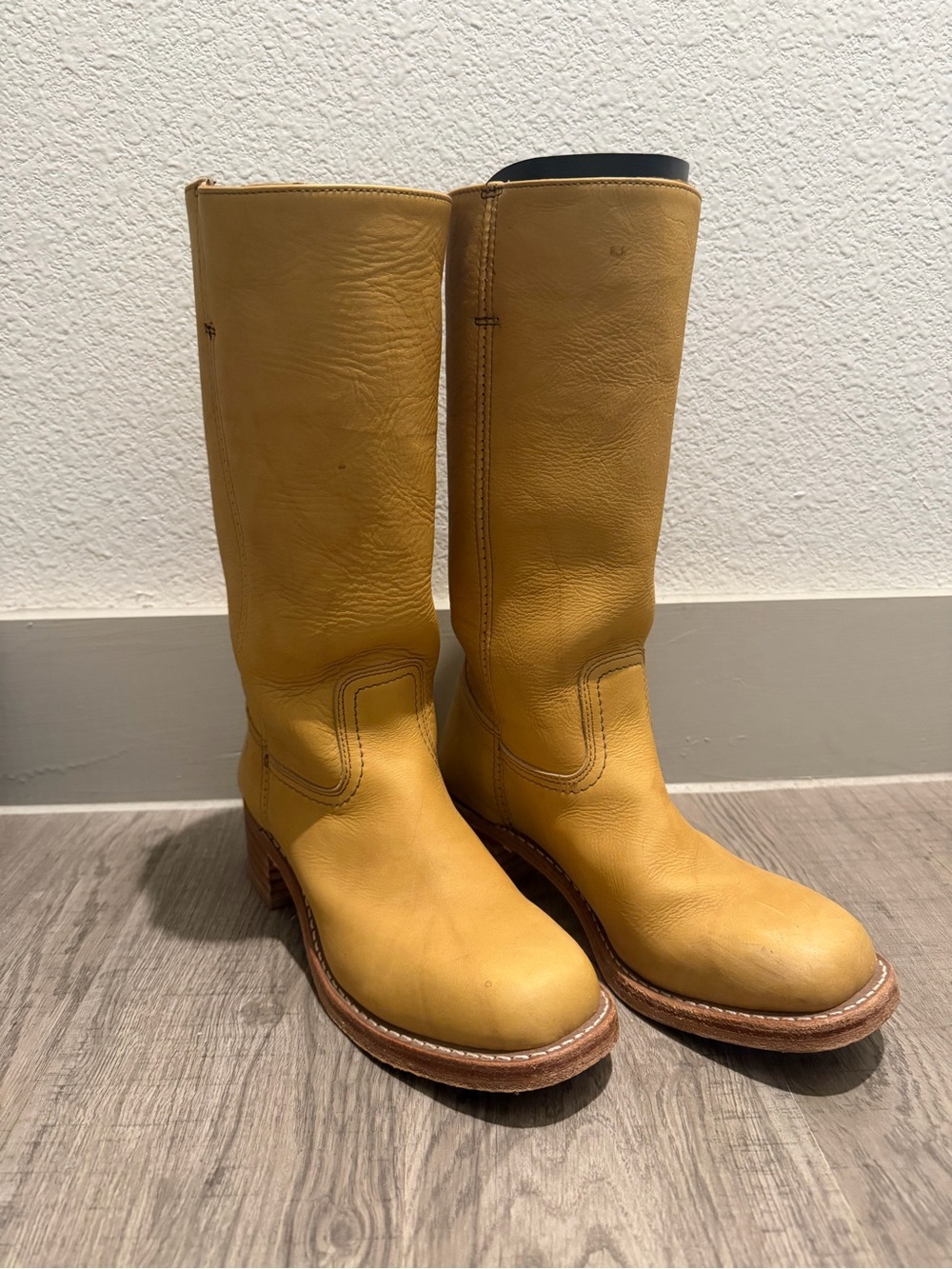 Frye Campus 14L Banana Leather Boots Size 11